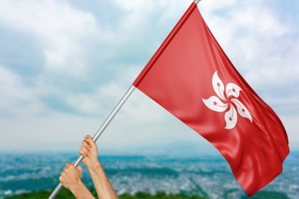 Hong Kong Dollar Deposits Rise 1.3% as RMB Holdings Near RMB1T Mark