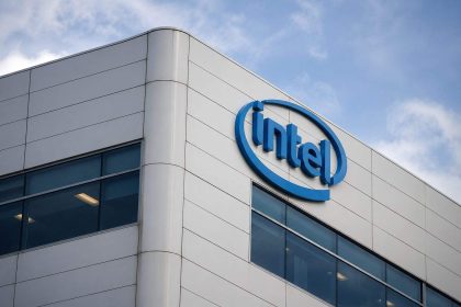 Intel in Focus After Volatile Week, Holiday Pause Looms