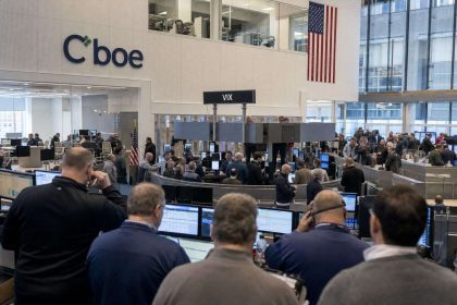 VIX Rises 9.5% but Remains Close to 52-Week Low; Oil Risk Mounts